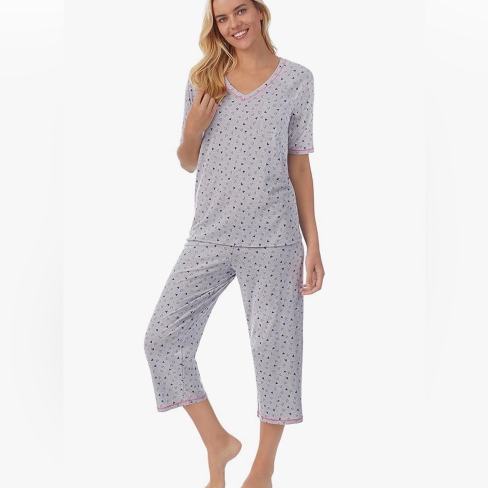 NWT Cuddl Smart Elbow Sleeve Top with Cropped Pant Pajama Set ~Heather hearts XL